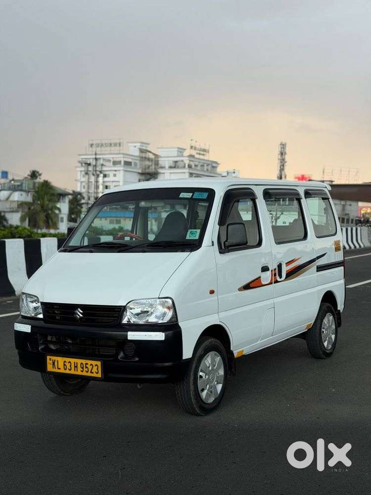 Maruti Suzuki Eeco 1.2 7 Str Std(o), 2022, Petrol