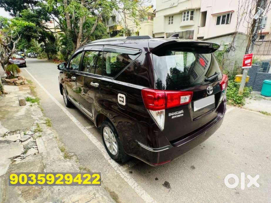 Toyota Innova Crysta