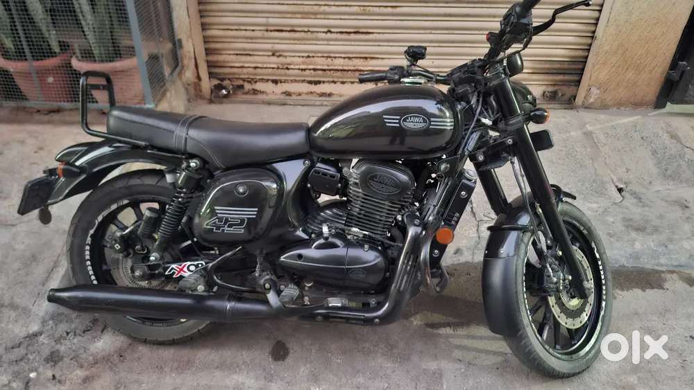 3rd owner urgently money required recently serviced slightly negotiabl