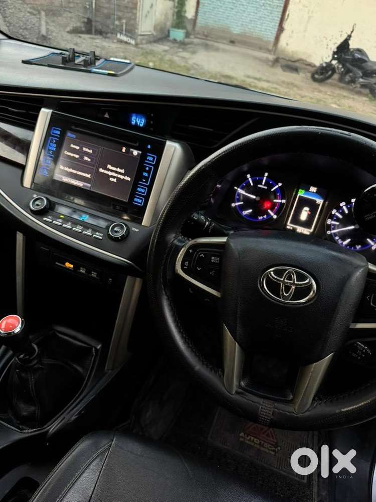 Toyota Innova Crysta