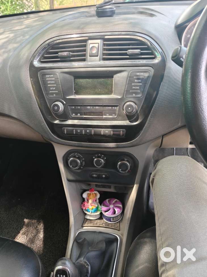 Tata Tiago Xz, 2016, Petrol
