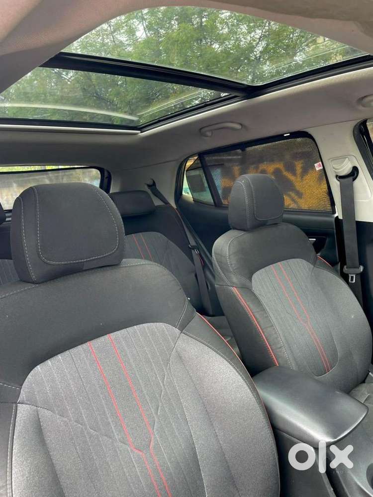 Hyundai Creta Petrol Sunroof 8/2023 S+ Knight Edition