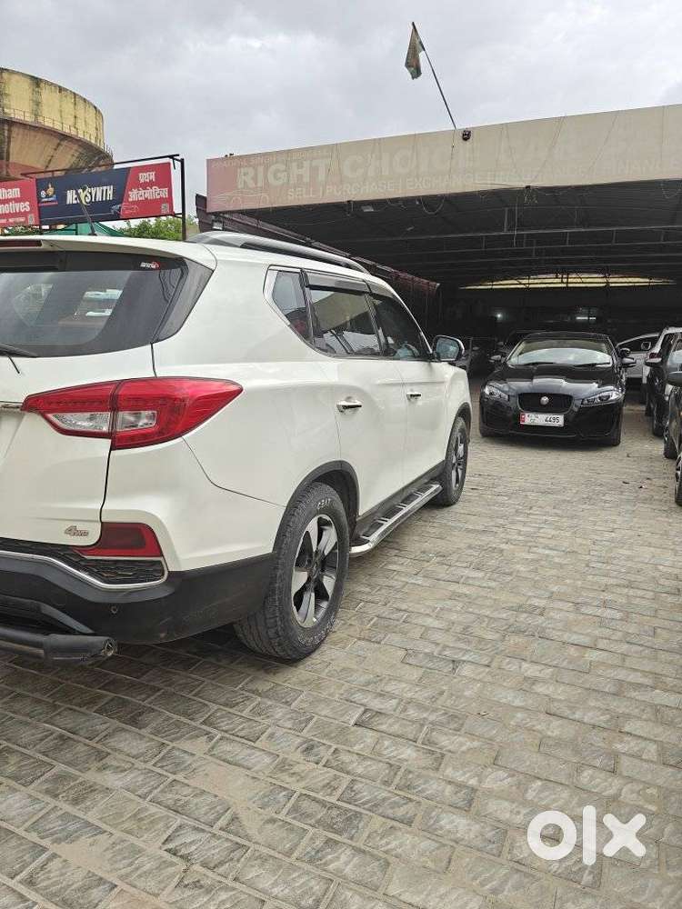 Mahindra Alturas G4 4wd At, 2019, Diesel