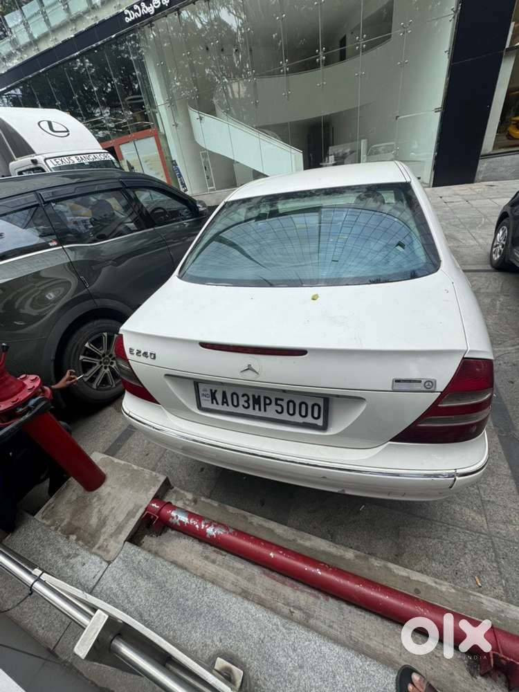 Mercedes-benz E-class Petrol Automatic 2003