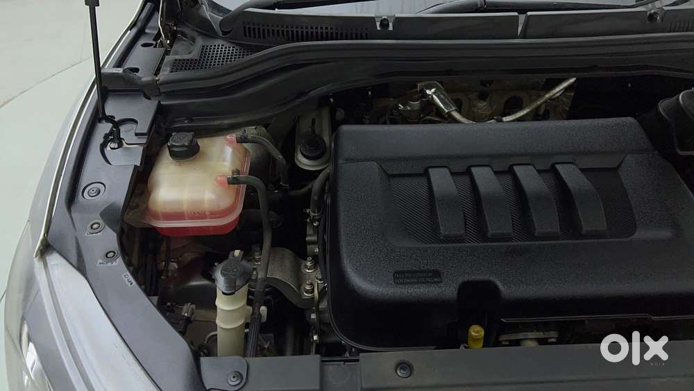 Mahindra Xuv700 2.2 Ax 3 Diesel Mt 7 Str, 2022, Diesel
