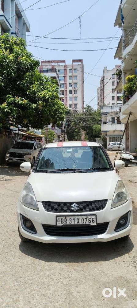 Maruti Suzuki Swift Vxi Abs Bsiv, 2017, Petrol