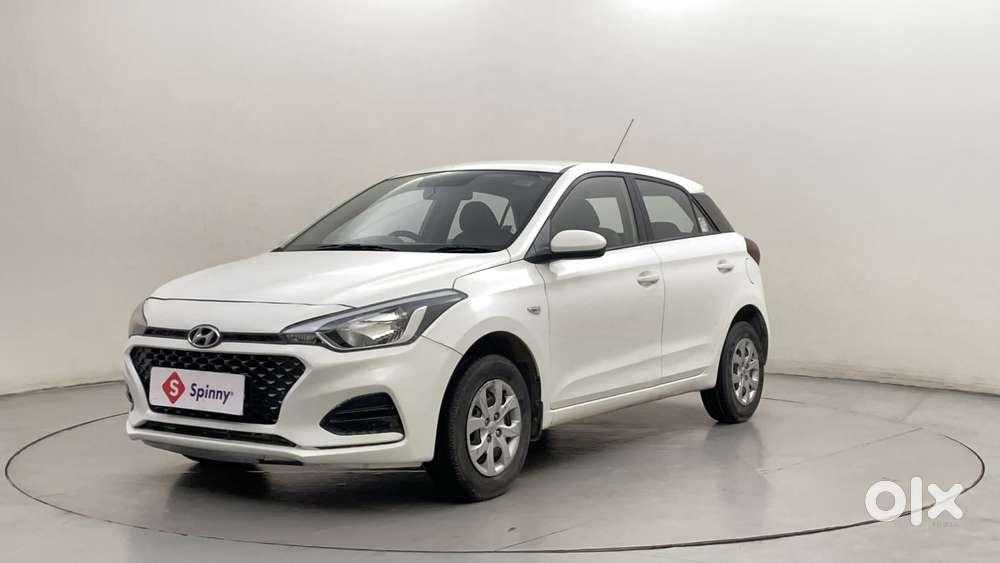 Hyundai Elite I20 1.2magna Executive At, 2018, Petrol