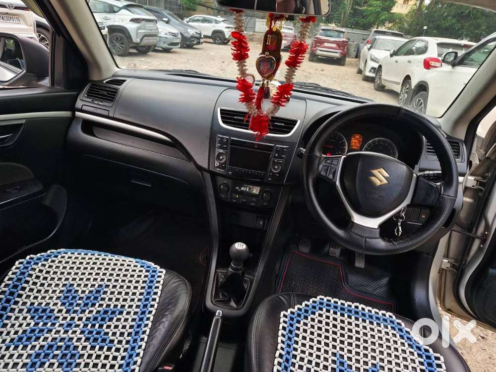 Maruti Suzuki Swift Zxi, 2012, Petrol