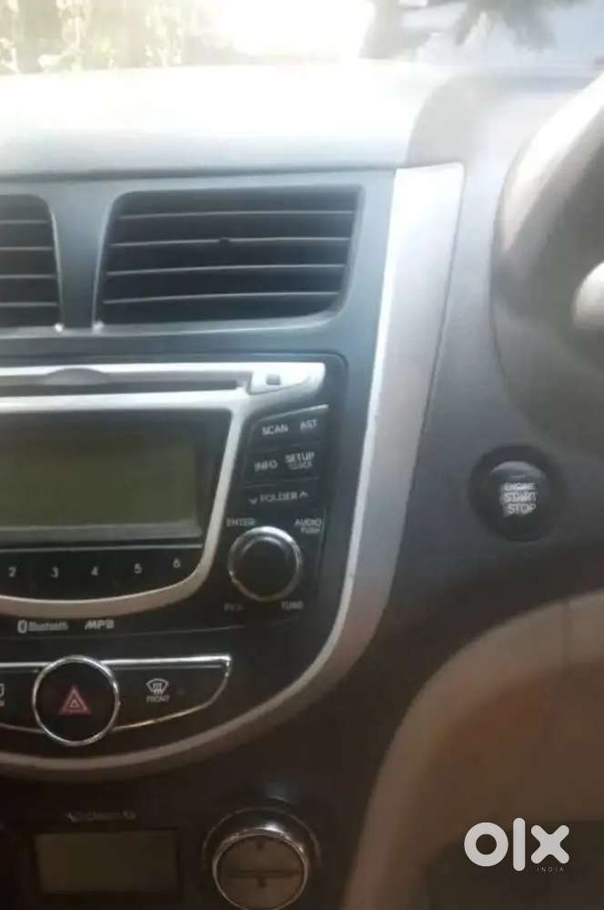 Hyundai Fluidic Verna 2011 Petrol 120000 Km Driven Cng Company