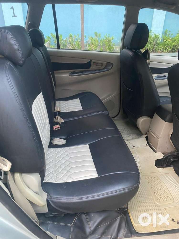 Toyota Innova Diesel 2010 Car