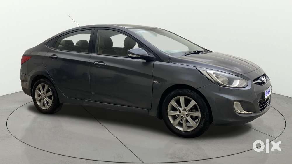 Hyundai Verna Fluidic 1.6 Vtvt Sx, 2013, Petrol