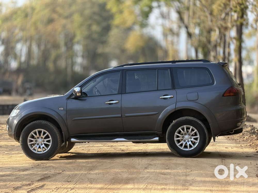 Mitsubishi Pajero Sport 2.5 Manual, 2014, Diesel