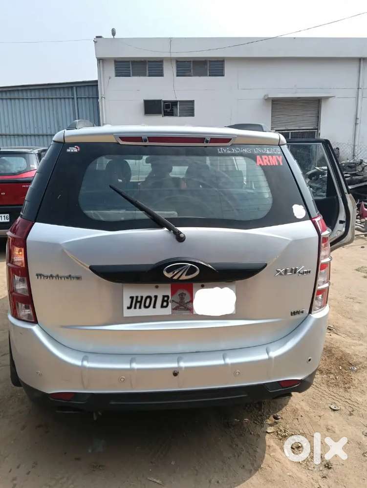 Mahindra Xuv500 2015 Diesel 68514 Km Driven