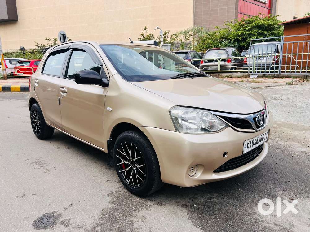 Toyota Etios Liva 1.2 GX, 2011, Petrol