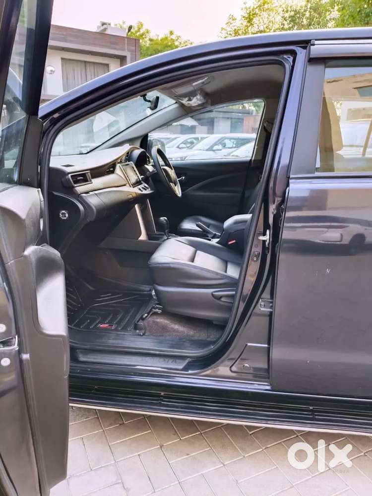 Toyota Innova Crysta [2020-ongoing] 2.7 Gx At 7 Str, 2022, Petrol