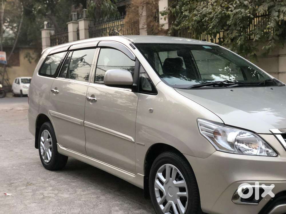 Toyota Innova 2.5 Gx 7 Seater Bs Iv, 2014, Diesel