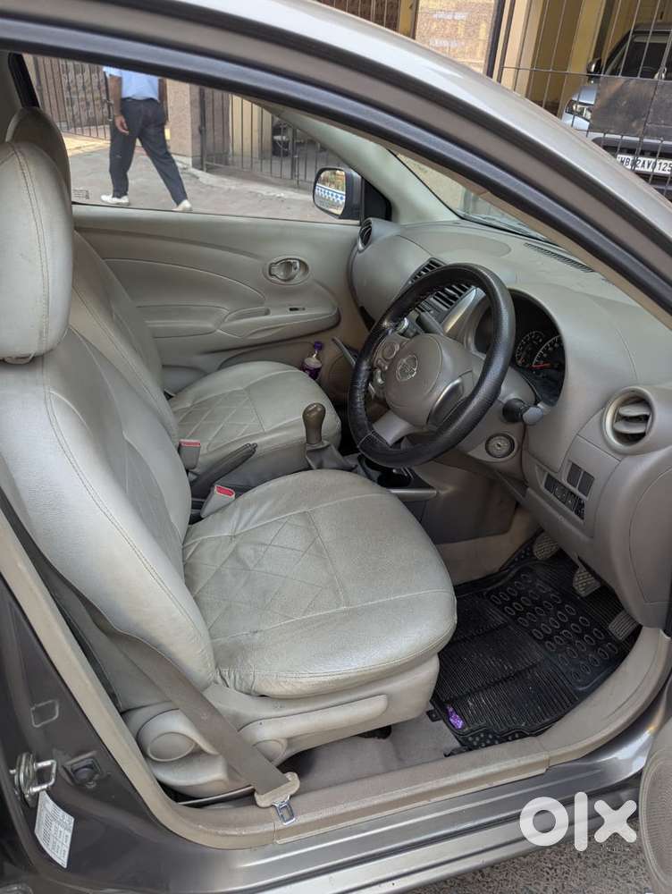 Nissan Sunny Xv Special Edition, 2013, Petrol