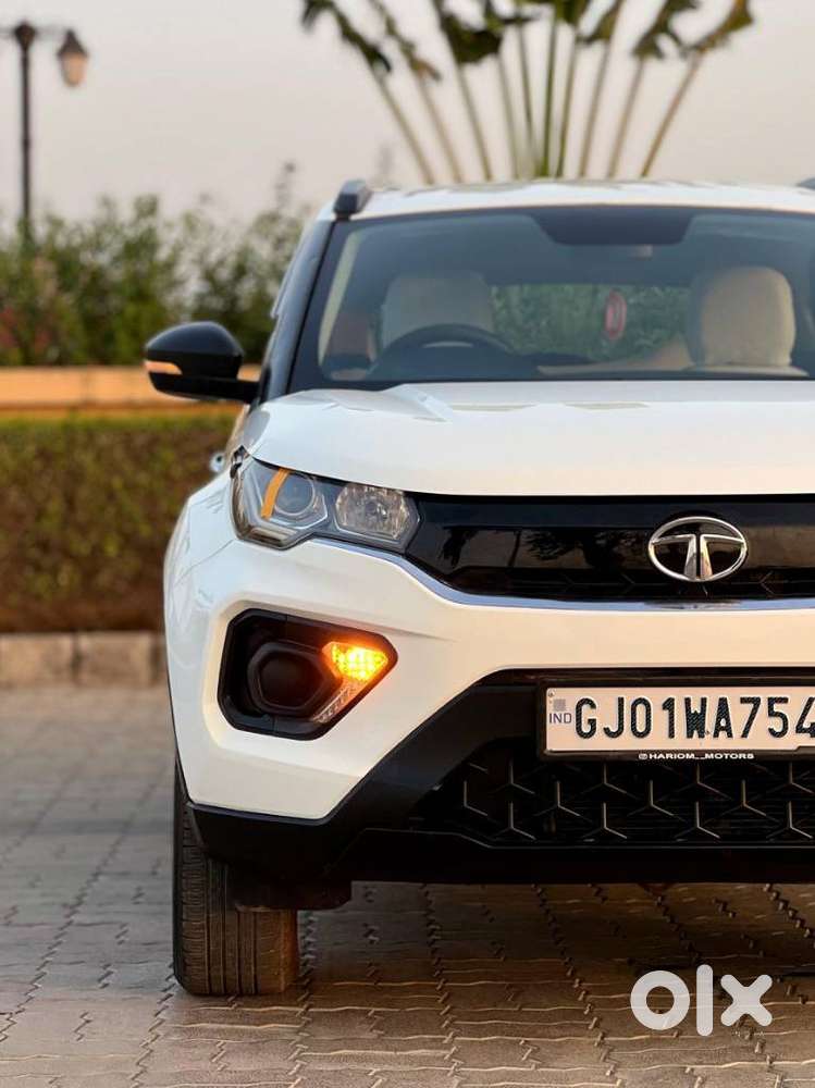 Tata Nexon 1.2 Revotron Xma Amt, 2021, Petrol