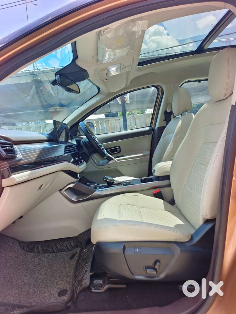 Tata Safari Accomplished Dual Tone At, 2024, Diesel