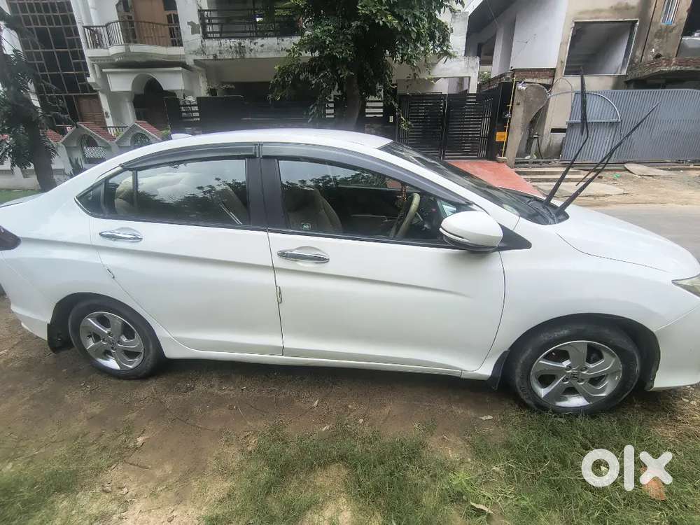 2nd Owner Honda City 2015