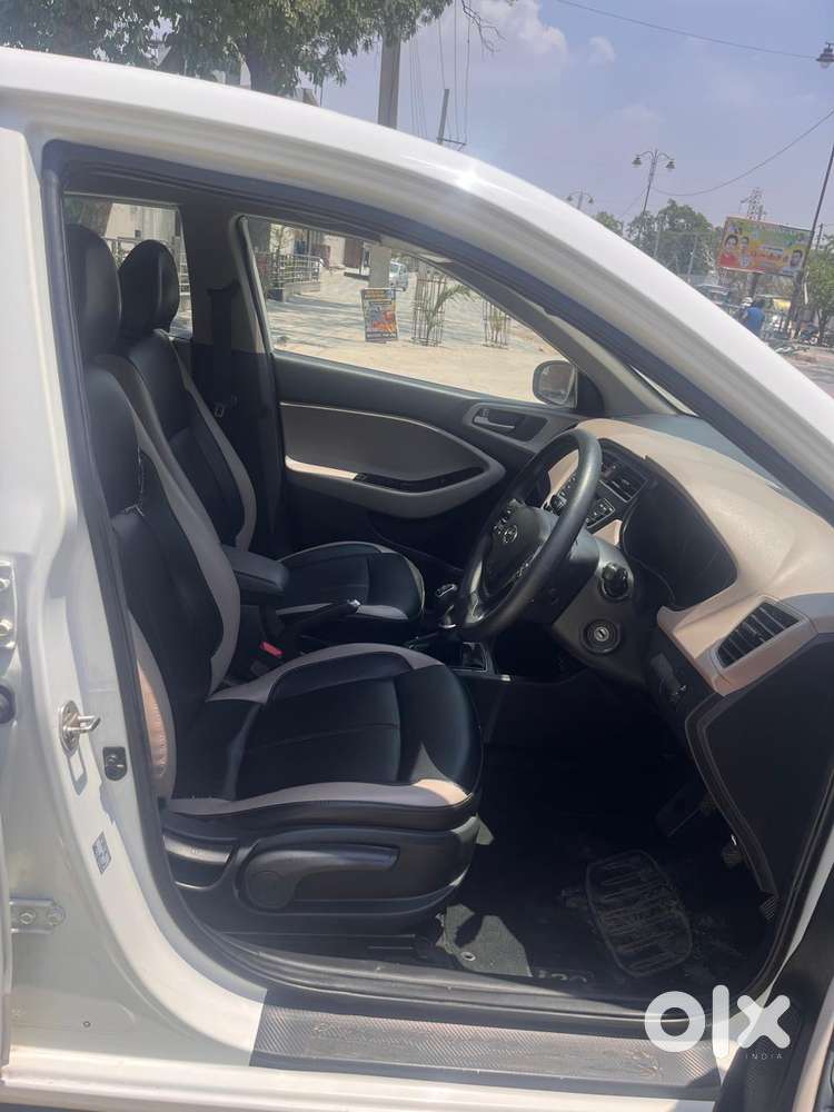 Hyundai I20 Sportz 1.2 Bs-iv, 2018, Diesel