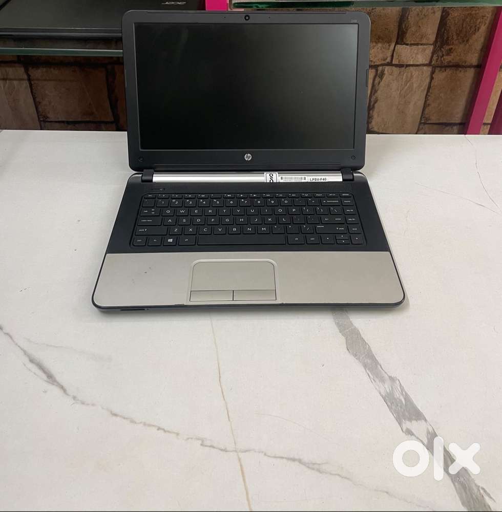 hp i3 5th gen laptop 14inc/slim/with ssd/and warranty
