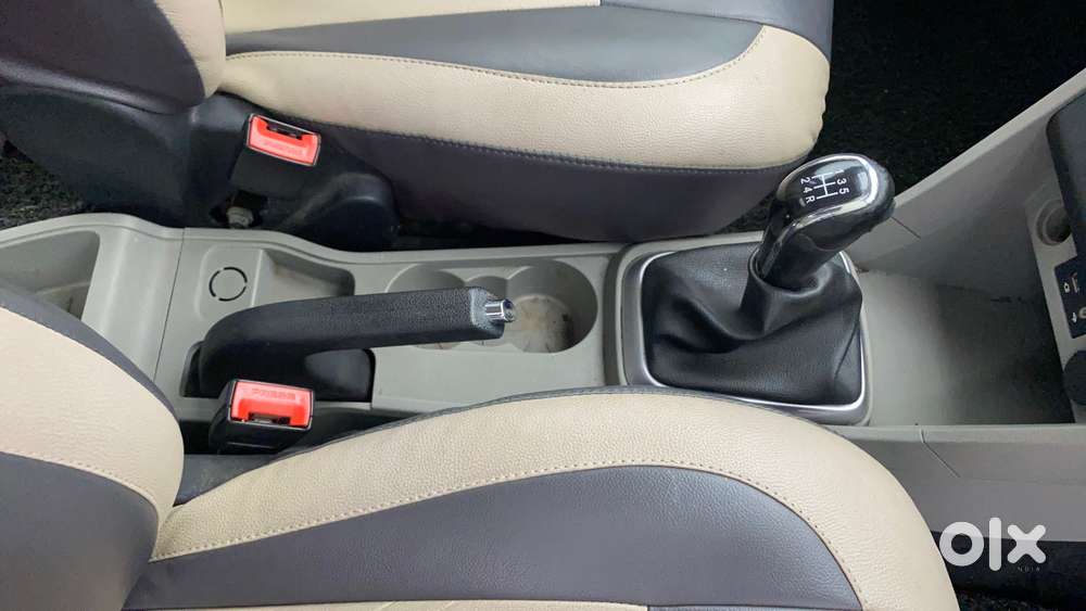 Tata Tiago 1.2 Revotron Xt, 2016, Petrol