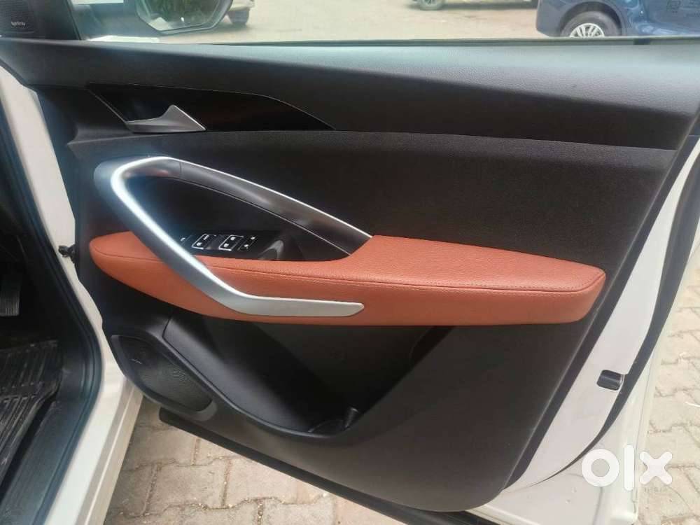 Mg Hector Plus Sharp Cvt, 2021, Petrol
