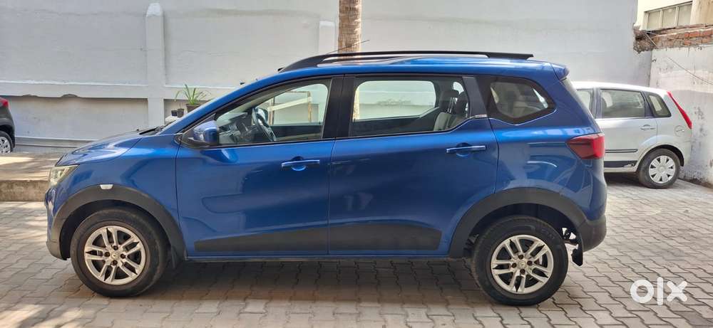 Renault Triber Rxt, 2019, Petrol