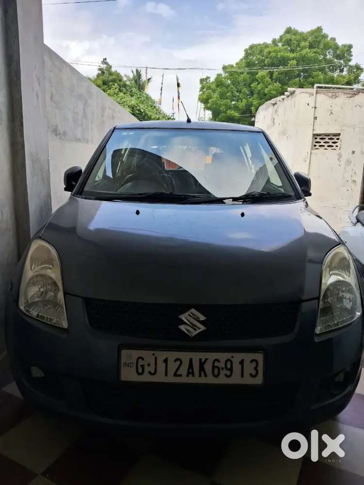 Maruti Suzuki Swift 2012 Diesel 93000 Km Driven