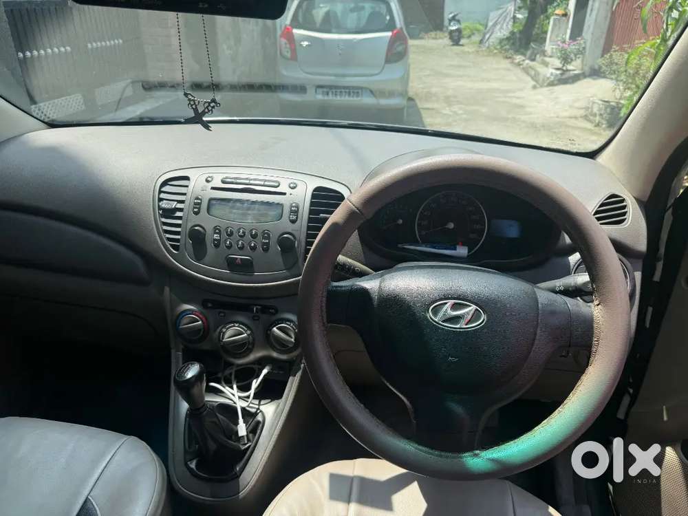 Hyundai I10 Sportz 2012
