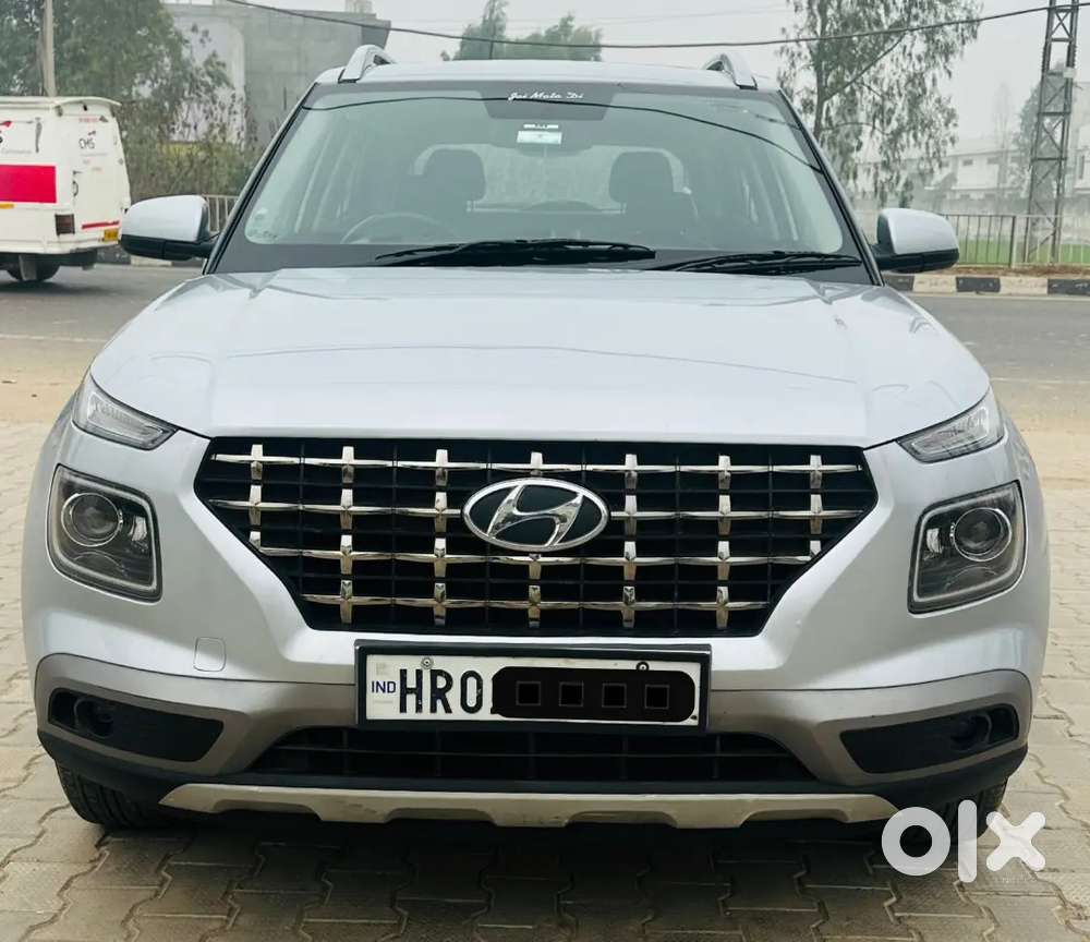 Hyundai Venue 2022 Diesel Well Maintained