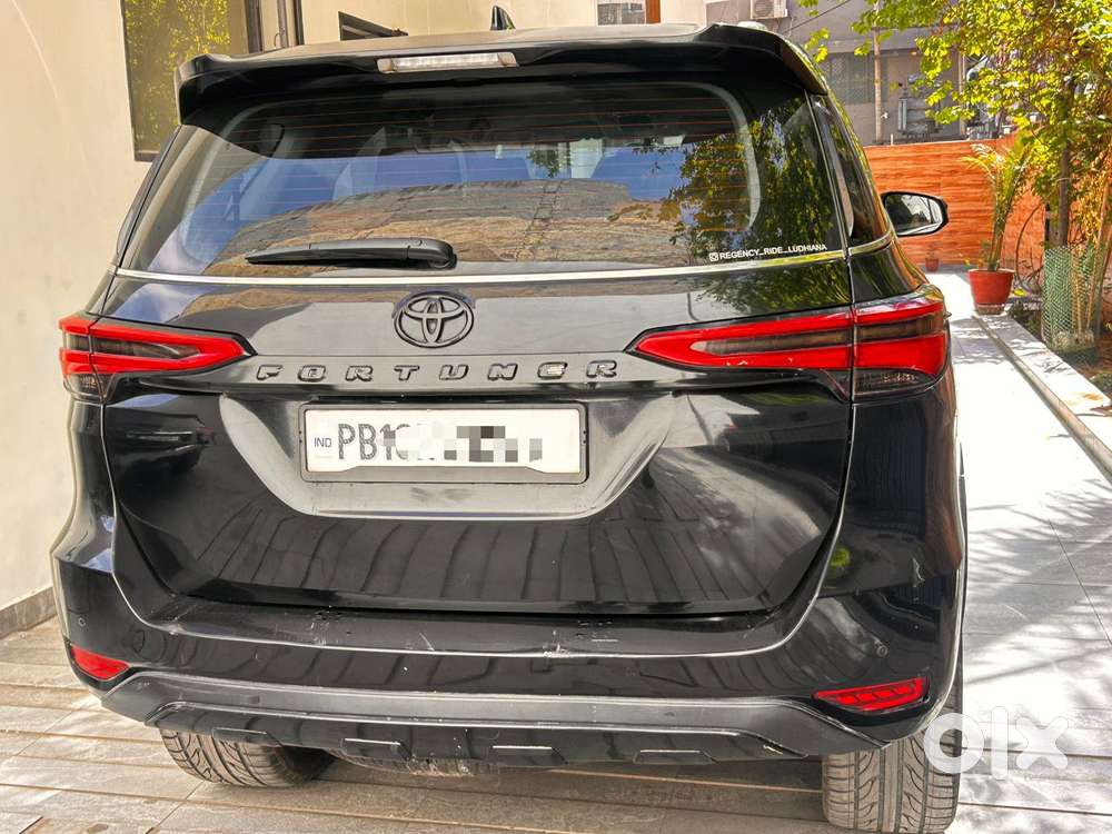 Toyota Fortuner [2021-ongoing] 2.8 2wd Diesel Mt, 2022, Diesel