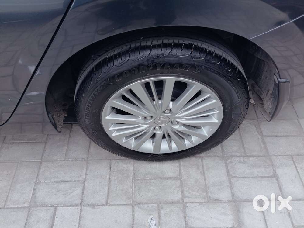 Honda City I-vtec Cvt Zx, 2022, Petrol