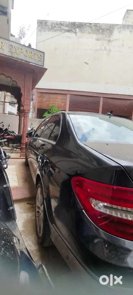 Mercedes-benz C-class 2011 Petrol
