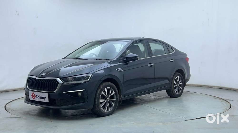 Skoda Slavia Style 1.0l Tsi At, 2022, Petrol
