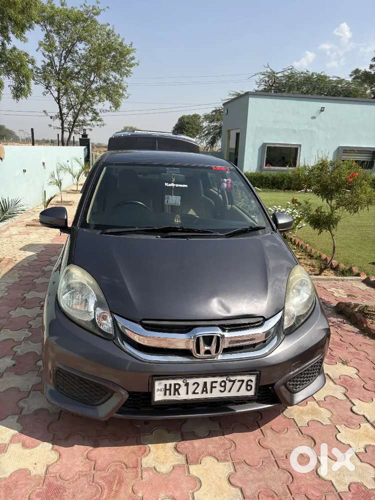 2018 Honda Amaze S ( Pride Edition)petrol Manual