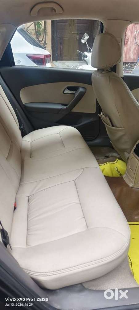 Volkswagen Vento Petrol Highline, 2011, Petrol