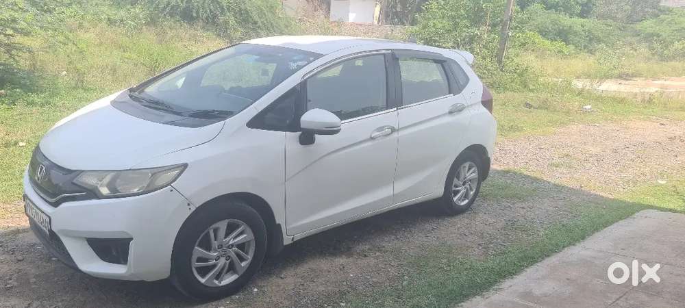Honda Jazz 1.5 V 2015