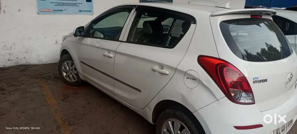 Hyundai I20 2014 Petrol Well Maintained Abs Air Bag