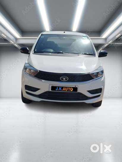 Tata Tiago 1.2 Revotron Xt (o), 2023, Petrol