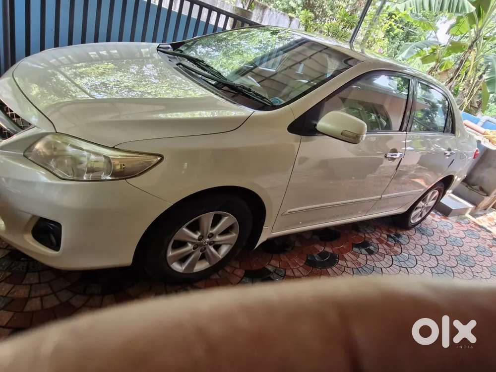Toyota Corolla Altis 2013 Diesel 120000 Km Driven