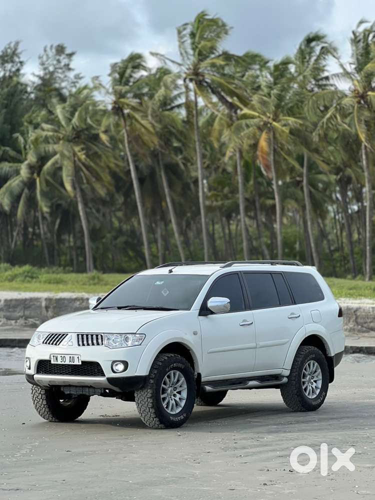 Mitsubishi Pajero Sport 2012 Diesel Car
