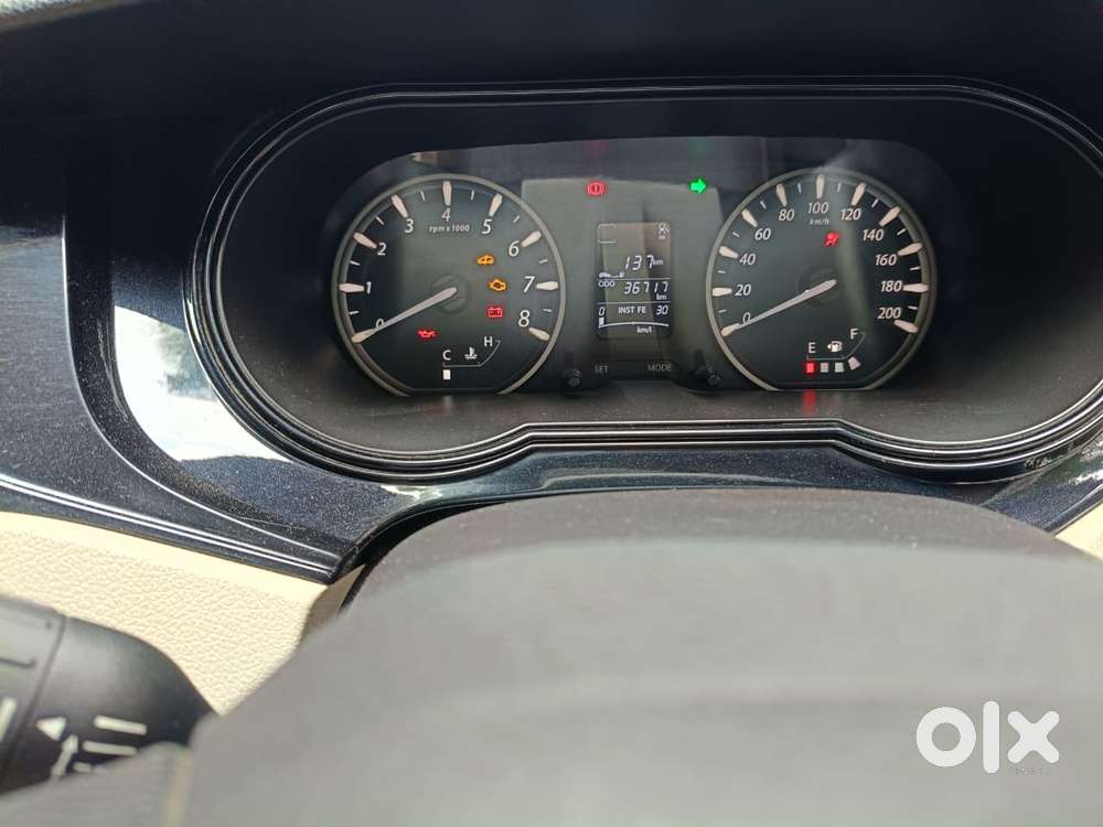Tata Zest Premio, 2014, Petrol