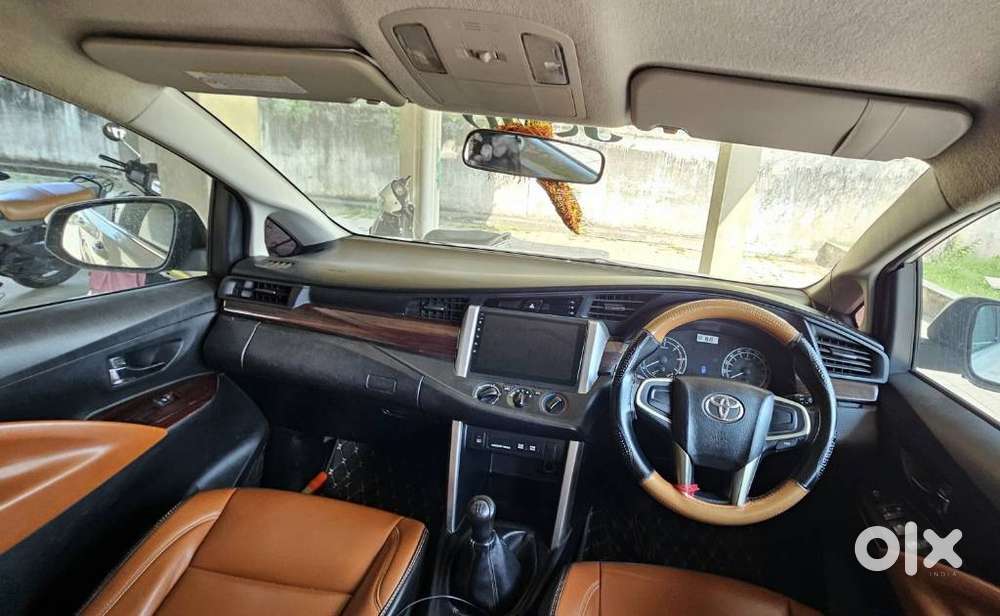 Toyota Innova Crysta