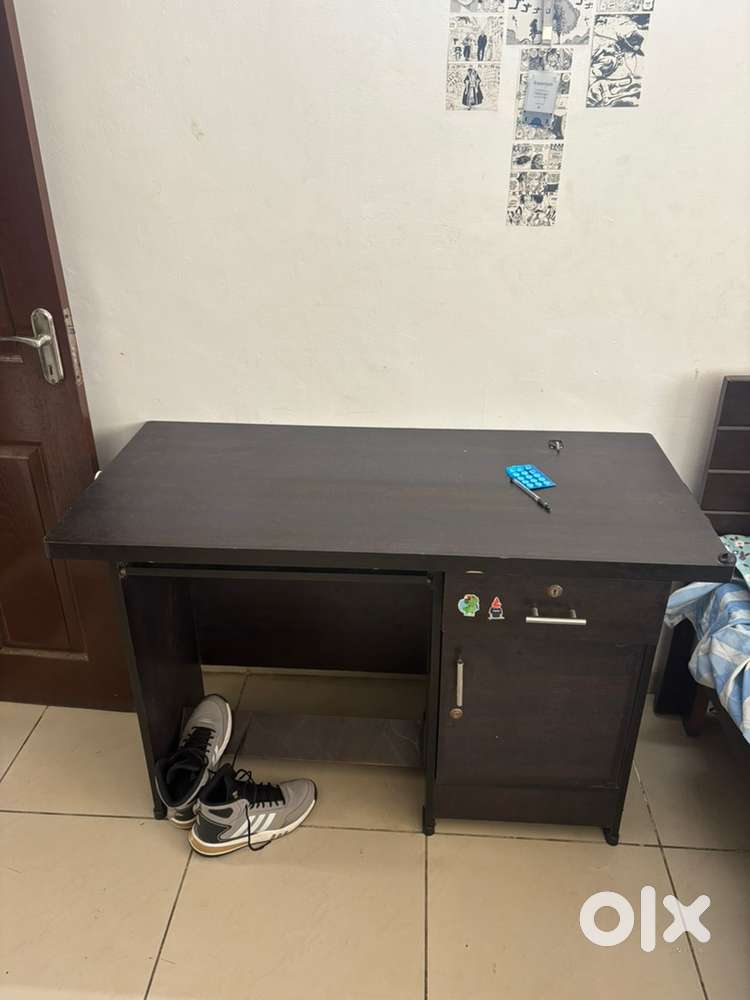 Computer Table