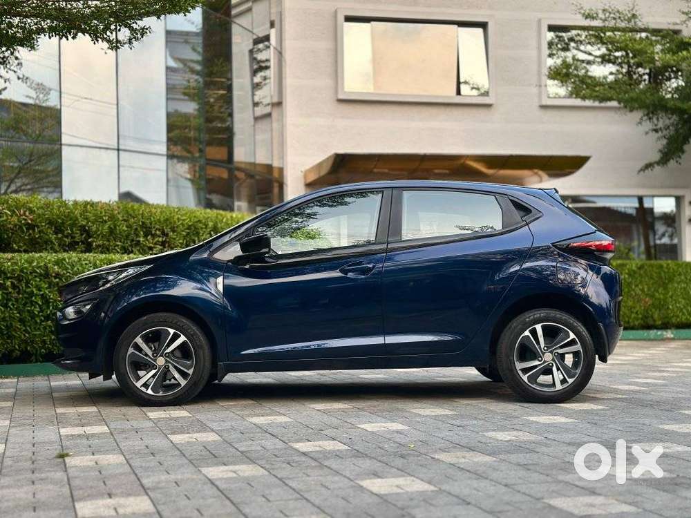 Tata Altroz 1.2 Xza Plus, 2024, Petrol
