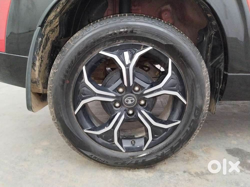 Tata Curvv Creative 1.2 Revotron Petrol 6mt, 2024, Petrol
