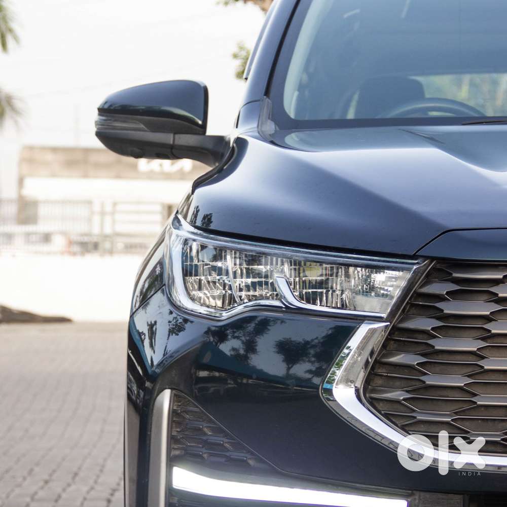 Toyota Innova Hycross 2.0 Zx (o) Hybrid 7 Str, 2024, Cng & Hybrids