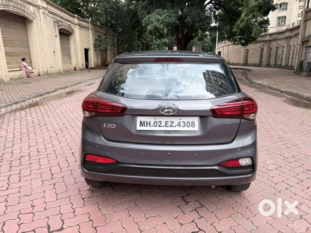 Hyundai Elite I20 1.2magna Executive At, 2018, Petrol